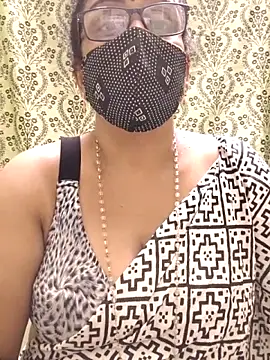 Snapshot of sweet-lotus chatting on October 4, 5:06 pm sweet-lotus online show from October 4, 5:06 pm