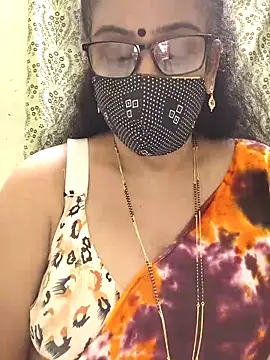 Snapshot of sweet-lotus chatting on October 22, 10:48 pm sweet-lotus online show from October 22, 10:48 pm