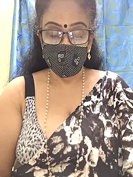 Snapshot of sweet-lotus chatting on October 28, 6:35 pm sweet-lotus online show from October 28, 6:35 pm