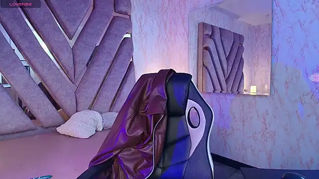 redd pandaa online show from April 8, 3:41 am