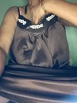 Snapshot of Hotty-Monaa chatting on September 17, 5:11 pm Hotty-Monaa online show from September 17, 5:11 pm