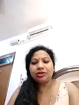 Snapshot of Cute-Janvi20 chatting on October 6, 8:24 pm Cute-Janvi20 online show from October 6, 8:24 pm