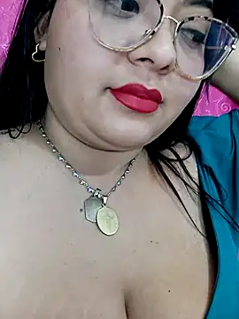 RachelCute1 online show from September 12, 4:24 am
