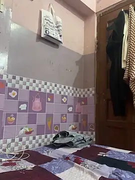 Snapshot of Sandhya_77 chatting on October 22, 6:07 am Sandhya 77 online show from October 22, 6:07 am