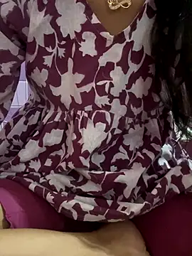 Snapshot of Sandhya_77 chatting on October 16, 6:16 am Sandhya 77 online show from October 16, 6:16 am