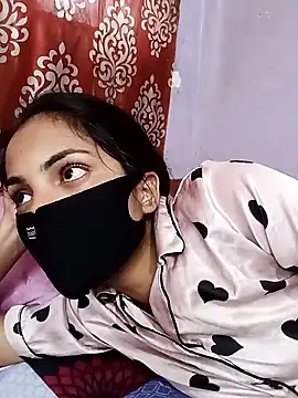 Snapshot of Sandhya_77 chatting on October 17, 6:27 am Sandhya 77 online show from October 17, 6:27 am