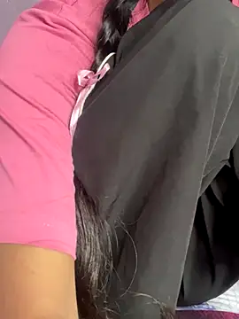 Snapshot of Sandhya_77 chatting on September 20, 7:28 am Sandhya 77 online show from September 20, 7:28 am