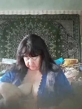 Snapshot of CrystalLime6411 chatting on October 23, 12:44 pm CrystalLime6411 online show from October 23, 12:44 pm