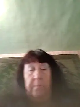 Snapshot of CrystalLime6411 chatting on October 22, 12:43 pm CrystalLime6411 online show from October 22, 12:43 pm