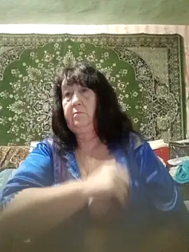 Snapshot of CrystalLime6411 chatting on October 15, 9:17 pm CrystalLime6411 online show from October 15, 9:17 pm