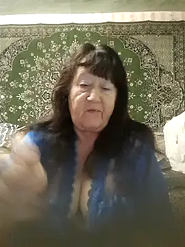 CrystalLime6411 online show from November 20, 6:20 pm