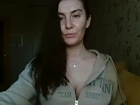 Snapshot of KatalinaQE chatting on October 29, 9:13 am KatalinaQE online show from October 29, 9:13 am