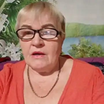 Snapshot of VioletSweet5566 chatting on October 23, 6:47 pm VioletSweet5566 online show from October 23, 6:47 pm