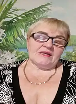 Snapshot of VioletSweet5566 chatting on October 14, 5:59 pm VioletSweet5566 online show from October 14, 5:59 pm