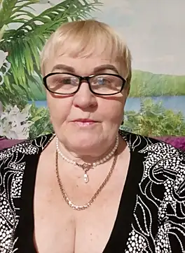 Snapshot of VioletSweet5566 chatting on September 20, 4:27 pm VioletSweet5566 online show from September 20, 4:27 pm