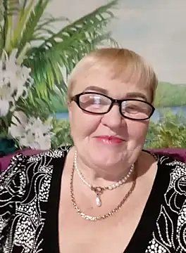 Snapshot of VioletSweet5566 chatting on September 21, 4:38 pm VioletSweet5566 online show from September 21, 4:38 pm