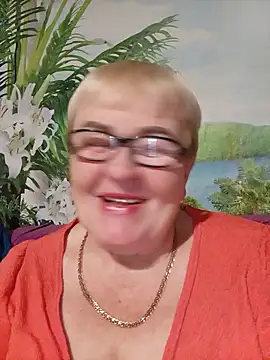 Snapshot of VioletSweet5566 chatting on September 28, 5:40 pm VioletSweet5566 online show from September 28, 5:40 pm