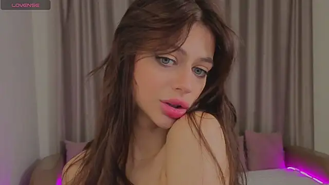 Snapshot of Daria_Promise chatting on October 2, 9:53 pm Daria Promise online show from October 2, 9:53 pm