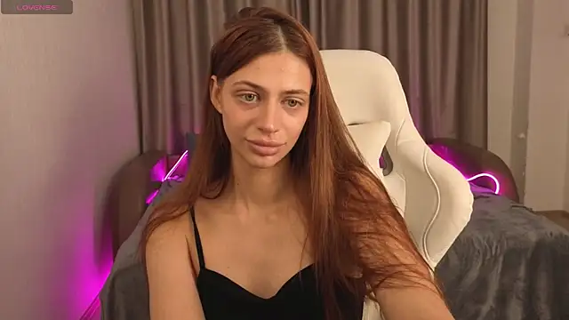 Snapshot of Daria_Promise chatting on September 20, 11:03 pm Daria Promise online show from September 20, 11:03 pm