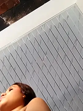 Snapshot of Little-Pussy-Sweet chatting on October 18, 2:09 pm Little-Pussy-Sweet online show from October 18, 2:09 pm