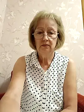 Snapshot of AlikaSwan5821 chatting on September 23, 12:14 pm AlikaSwan5821 online show from September 23, 12:14 pm