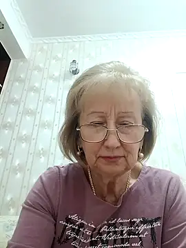 Snapshot of AlikaSwan5821 chatting on October 10, 6:57 pm AlikaSwan5821 online show from October 10, 6:57 pm