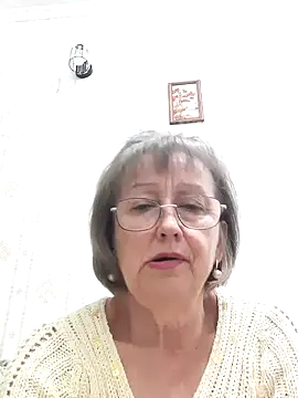 Snapshot of AlikaSwan5821 chatting on October 14, 7:27 pm AlikaSwan5821 online show from October 14, 7:27 pm