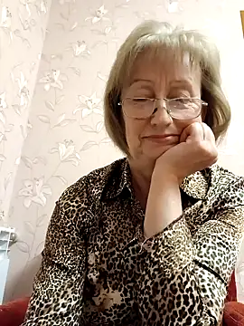 Snapshot of AlikaSwan5821 chatting on September 18, 9:02 pm AlikaSwan5821 online show from September 18, 9:02 pm