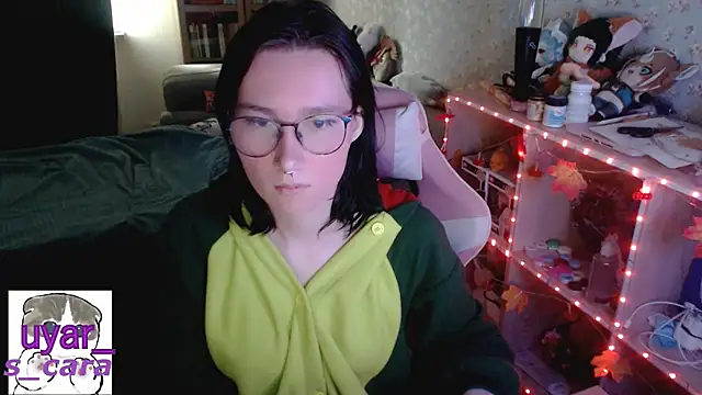 Snapshot of s_cara chatting on October 11, 11:14 am s cara online show from October 11, 11:14 am