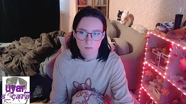 Snapshot of s_cara chatting on October 24, 12:34 pm s cara online show from October 24, 12:34 pm