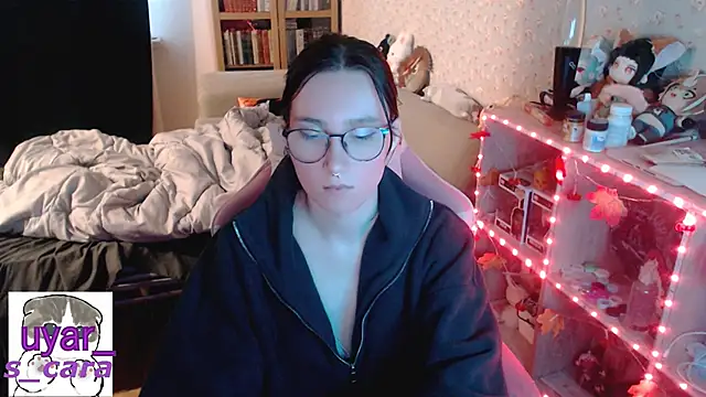 Snapshot of s_cara chatting on October 14, 12:41 pm s cara online show from October 14, 12:41 pm