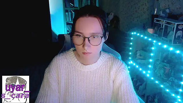 Snapshot of s_cara chatting on September 28, 3:39 pm s cara online show from September 28, 3:39 pm