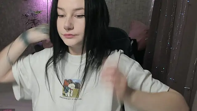 AlinaGreeeen online show from September 18, 8:46 am