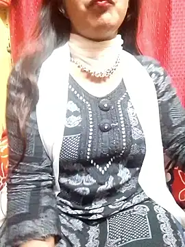 Snapshot of Babe_Doll04 chatting on November 1, 2:21 pm Babe Doll04 online show from November 1, 2:21 pm