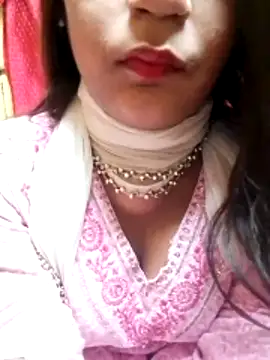 Snapshot of Babe_Doll04 chatting on October 25, 6:48 pm Babe Doll04 online show from October 25, 6:48 pm