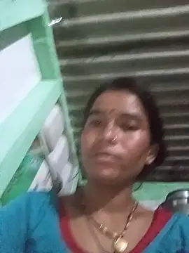 Snapshot of MISS_LOVE_001 chatting on September 27, 6:04 pm MISS LOVE 001 online show from September 27, 6:04 pm