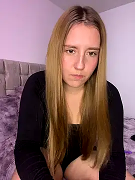 Cutie blondie online show from December 16, 10:59 pm