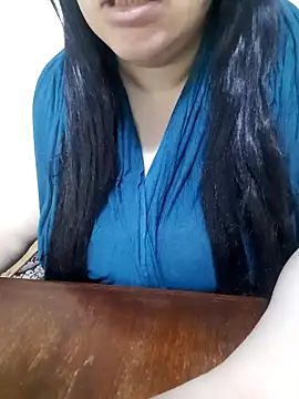 Snapshot of Madam-bezoul- chatting on September 27, 7:15 am Madam-bezoul- online show from September 27, 7:15 am