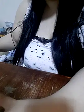 Snapshot of Madam-bezoul- chatting on October 1, 8:58 pm Madam-bezoul- online show from October 1, 8:58 pm