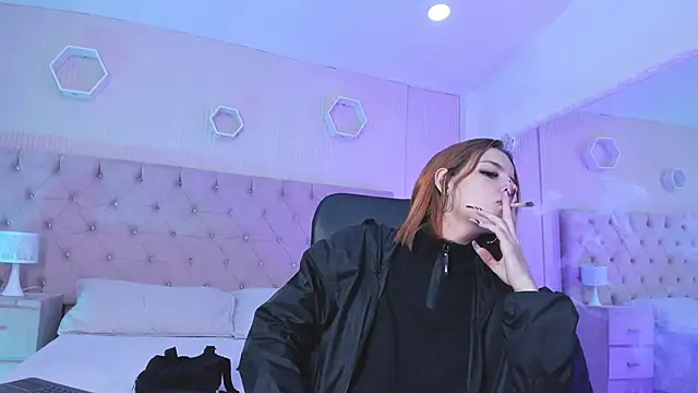 Snapshot of MadisonSky_ chatting on September 18, 12:47 pm MadisonSky online show from September 18, 12:47 pm