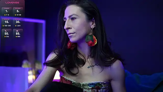 Snapshot of RubyRosa chatting on October 10, 8:25 pm RubyRosa online show from October 10, 8:25 pm