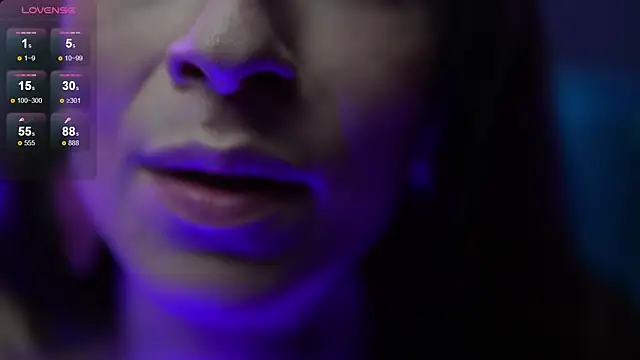 Snapshot of RubyRosa chatting on September 8, 9:25 pm RubyRosa online show from September 8, 9:25 pm