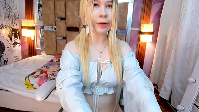 Snapshot of Melody_Lolii chatting on September 29, 6:02 pm Melody Lolii online show from September 29, 6:02 pm