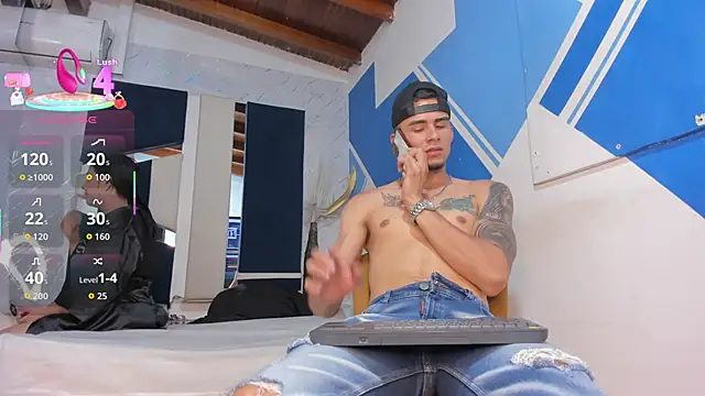 StrapSwingers online show from October 1, 4:45 pm