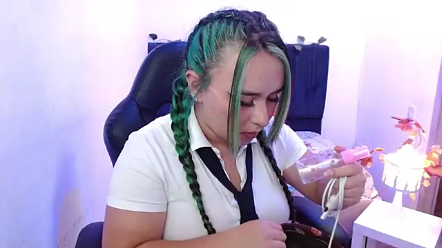 SashaGrey   online show from October 31, 3:27 pm