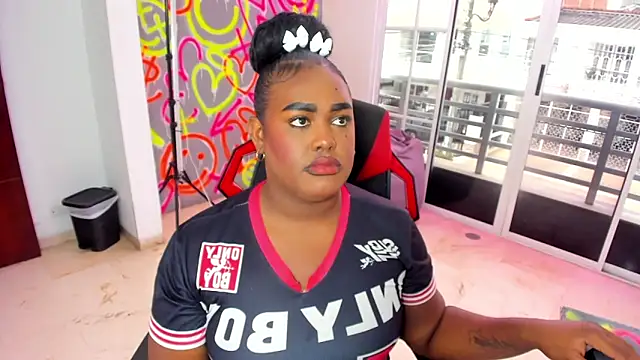  EvaRouse online show from November 15, 3:35 pm