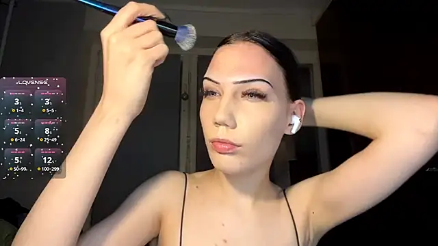 AlfredaBillegas online show from September 20, 8:18 pm