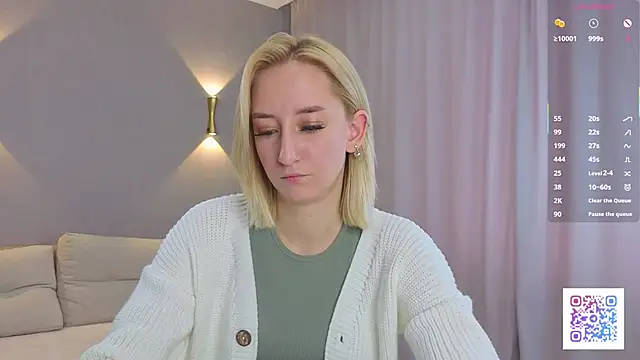 Snapshot of JodeeThu chatting on October 30, 5:43 am JodeeThu online show from October 30, 5:43 am