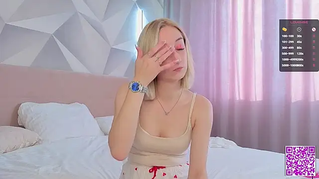 Snapshot of JodeeThu chatting on October 10, 5:12 am JodeeThu online show from October 10, 5:12 am