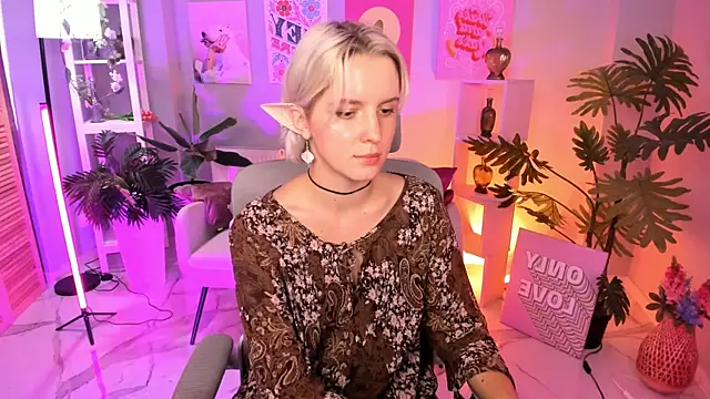 BethanyCloud online show from October 3, 5:56 am